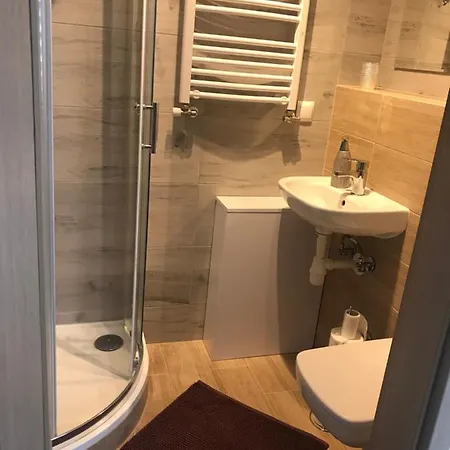 Bielski Zakatek Bezobslugowy Apartman *
